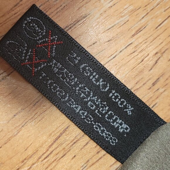 Vintage Classic Alfredo Versace Celine 100% Gold Chain & Coins Silk Scarf 34" - Picture 15 of 15